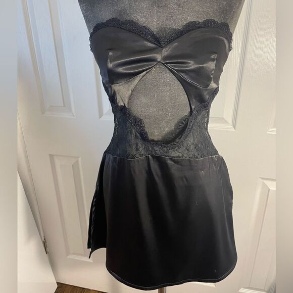 Outcast Exclusives Strapless Black Mini Dress Size Large - Picture 2 of 9